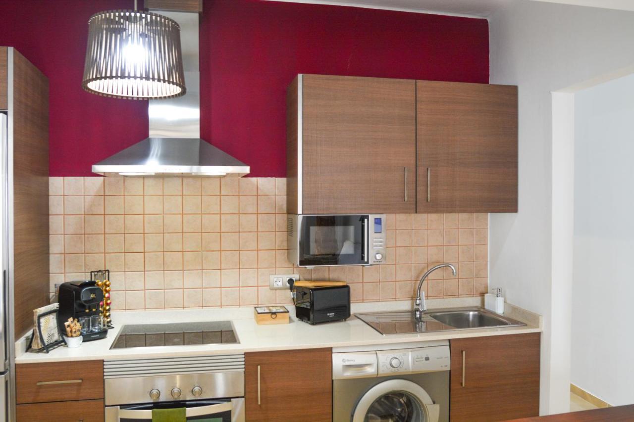 Apartamentos Mares De Lava - Puerto Del Carmen Πουέρτο Ντελ Κάρμεν Εξωτερικό φωτογραφία